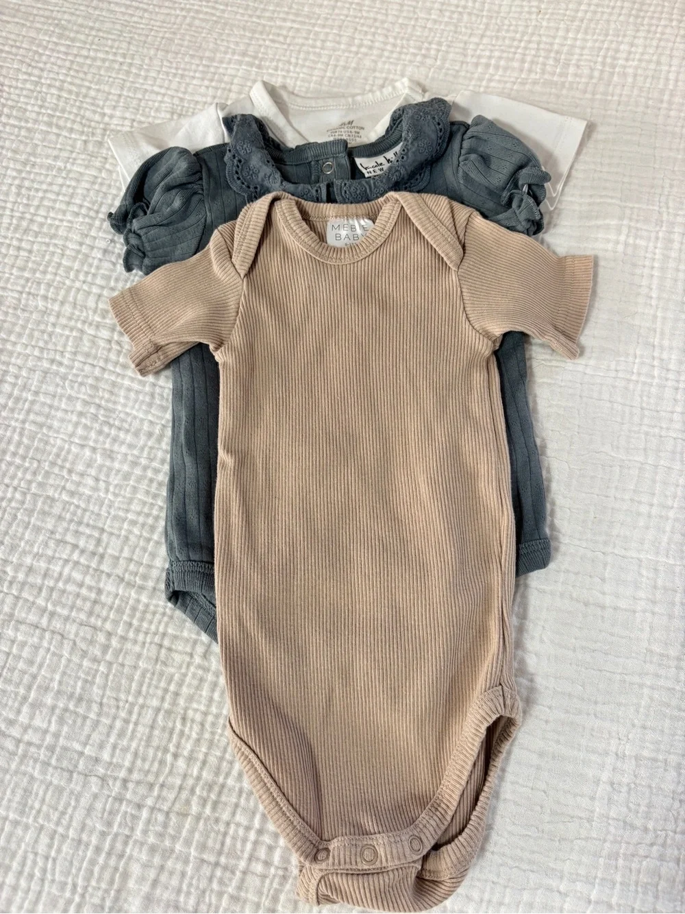 11 Piece Capsule Baby Girl Lot Size 6-9 Month